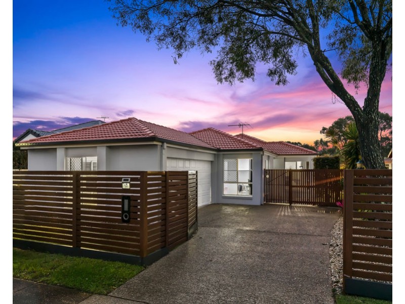 17 Friend Street, Wakerley QLD 4154