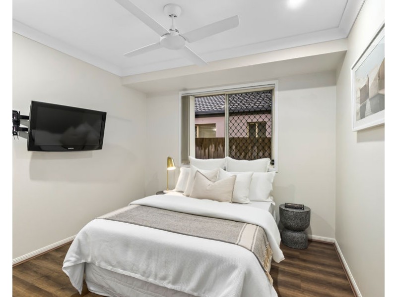 17 Friend Street, Wakerley QLD 4154