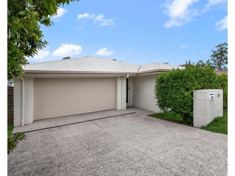 29 Dundee Crescent, Wakerley QLD 4154