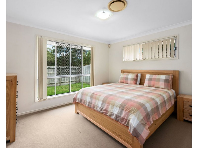 29 Dundee Crescent, Wakerley QLD 4154