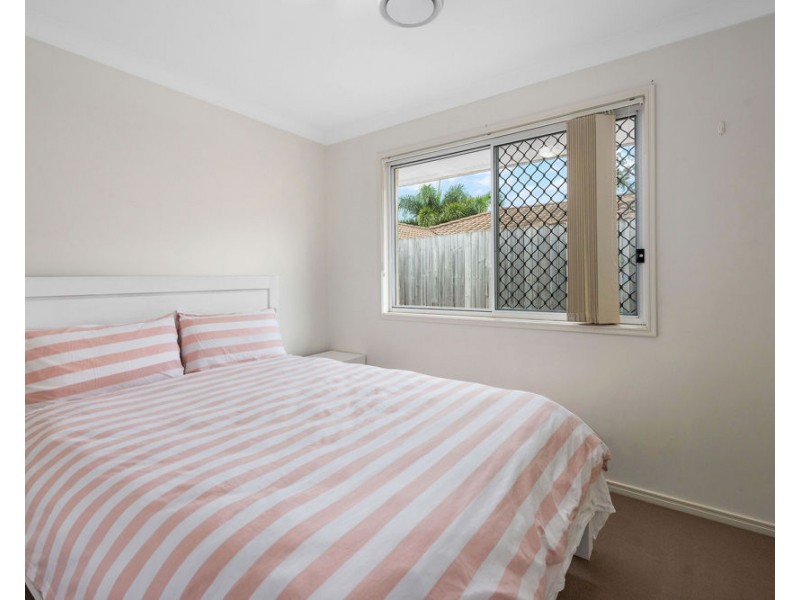 29 Dundee Crescent, Wakerley QLD 4154