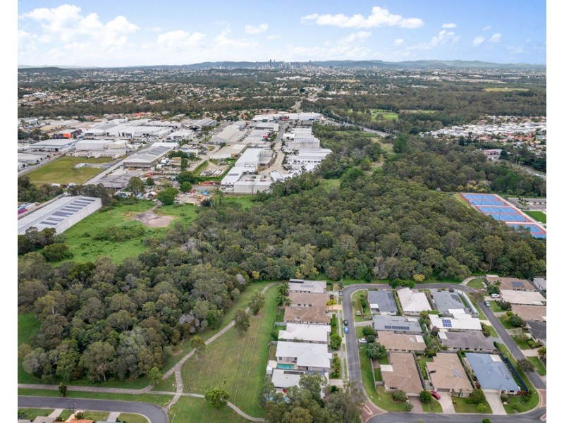29 Dundee Crescent, Wakerley QLD 4154