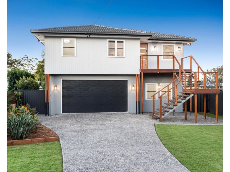 1 Greggor Street, Wynnum West QLD 4178