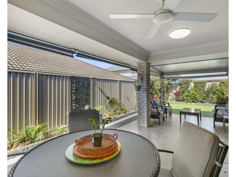7 Harding Close, Manly West QLD 4179