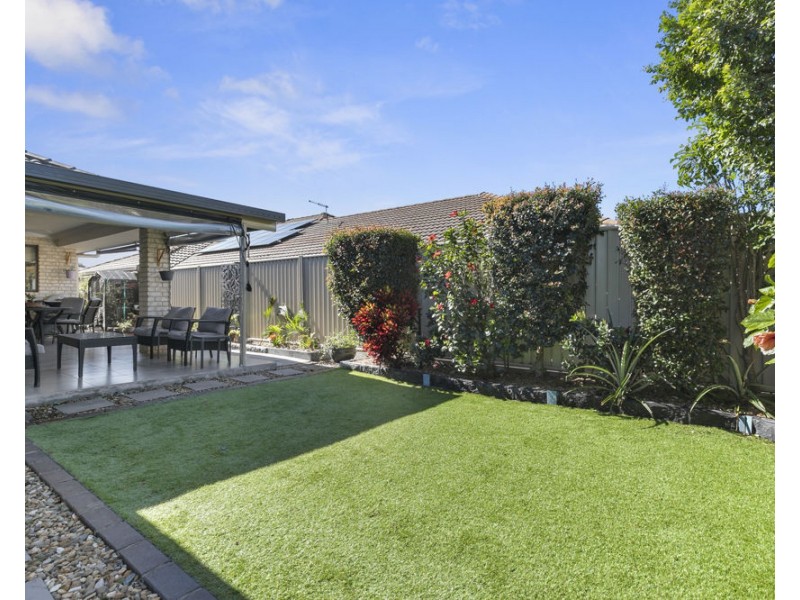 7 Harding Close, Manly West QLD 4179