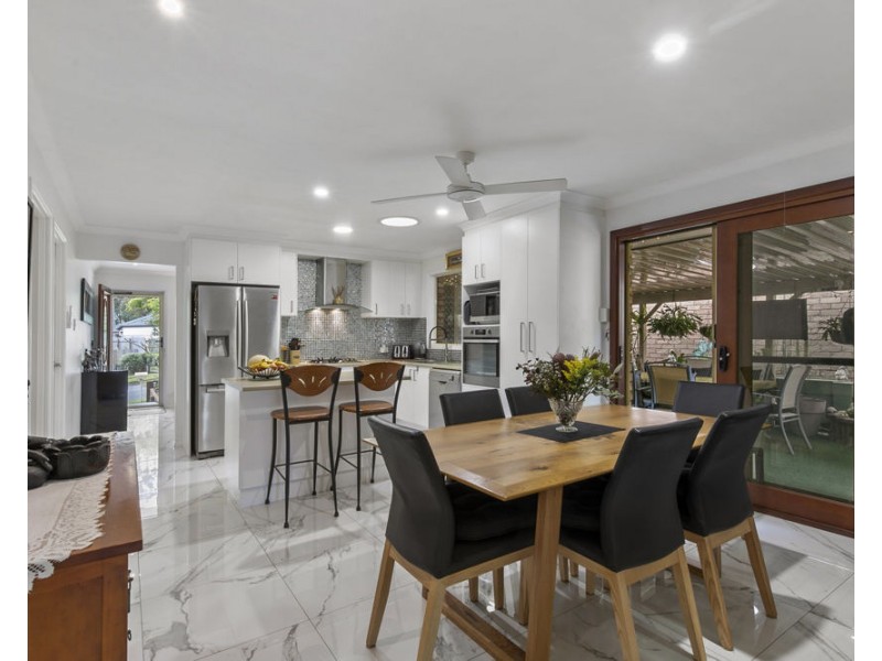 86 Torquay Crescent, Tingalpa QLD 4173