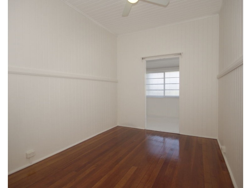 10 Kingsley Terrace, Wynnum QLD 4178