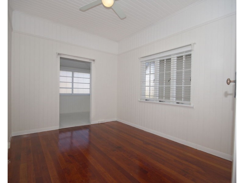 10 Kingsley Terrace, Wynnum QLD 4178