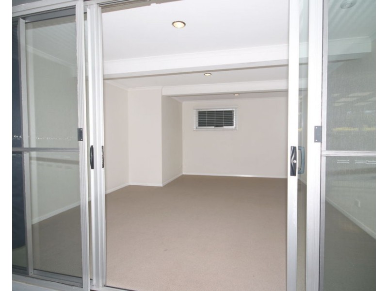 10 Kingsley Terrace, Wynnum QLD 4178