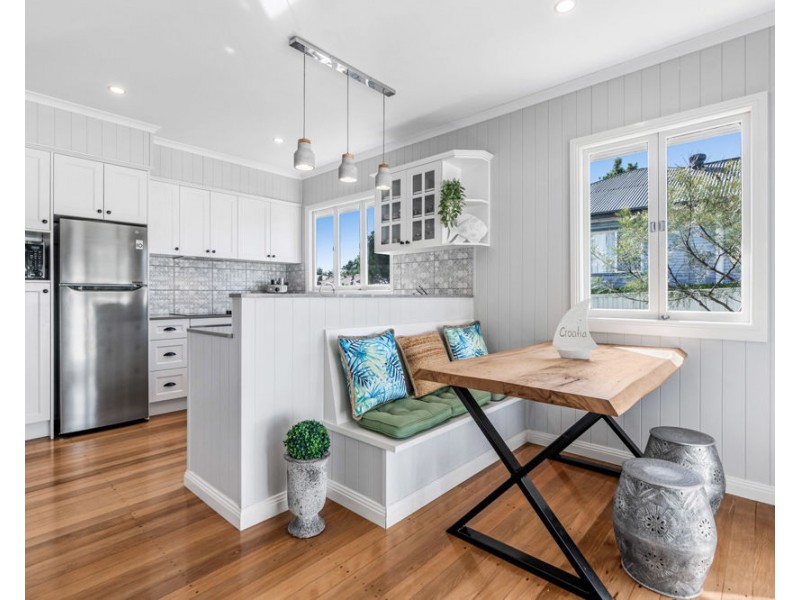 45 Wondall Road, Wynnum West QLD 4178