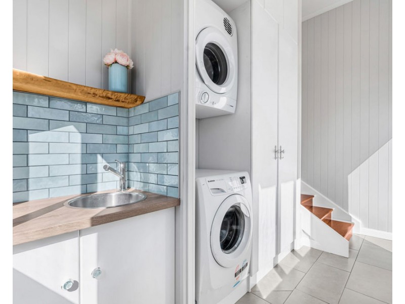 45 Wondall Road, Wynnum West QLD 4178