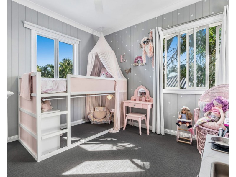 46 Mackenzie Street, Manly West QLD 4179