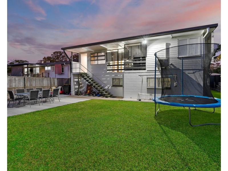 127 Wondall Road, Wynnum West QLD 4178