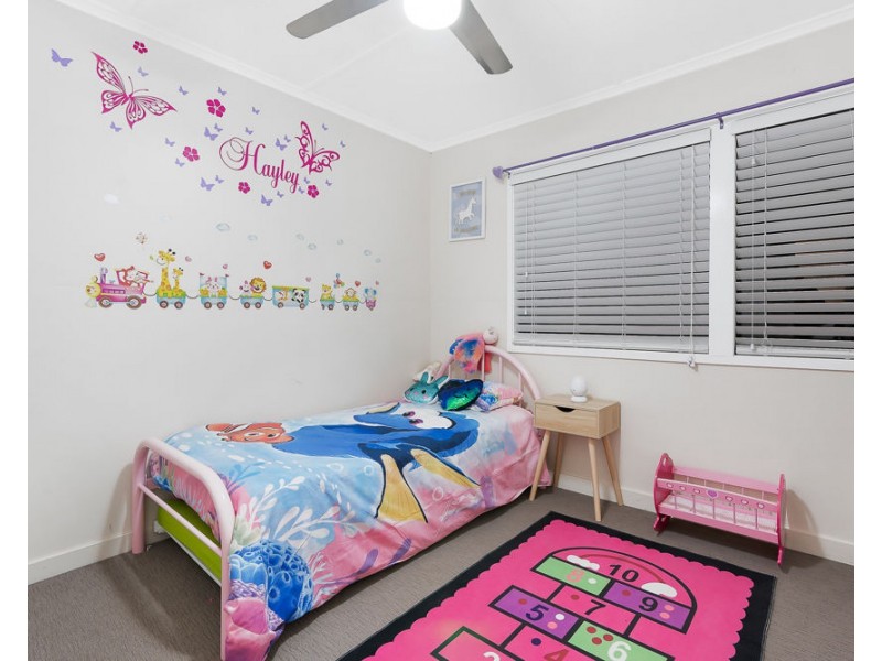 127 Wondall Road, Wynnum West QLD 4178