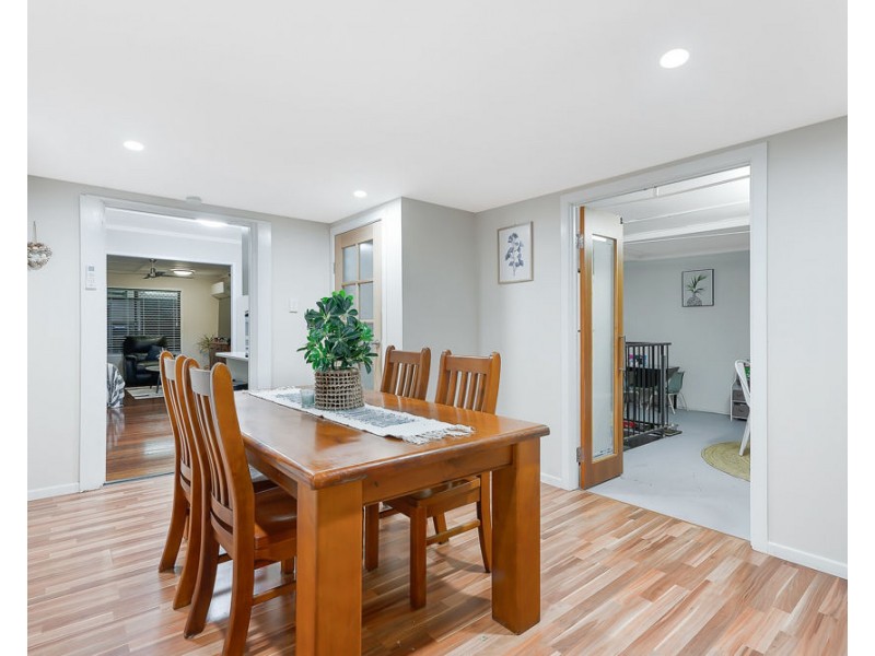 127 Wondall Road, Wynnum West QLD 4178