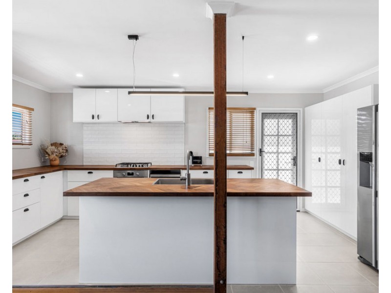 13 Cambridge Drive, Alexandra Hills QLD 4161