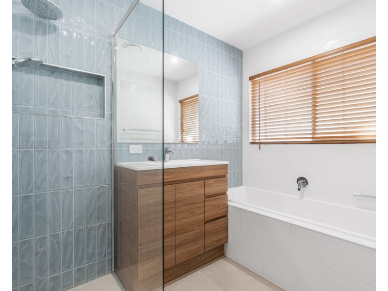 13 Cambridge Drive, Alexandra Hills QLD 4161