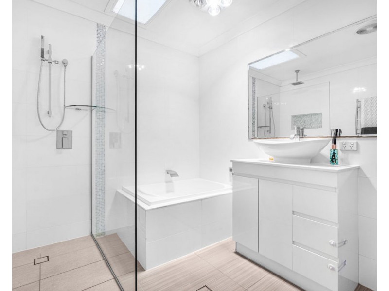 134 Hindes Street, Lota QLD 4179