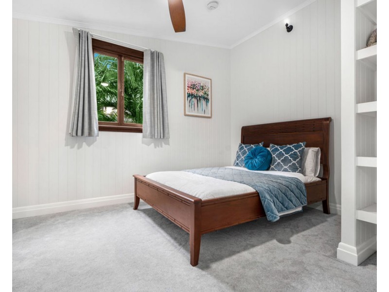 1 Manly Road, Manly QLD 4179