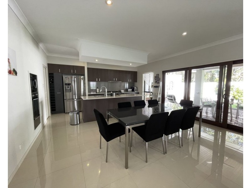 25 Wattle Place, Gumdale QLD 4154