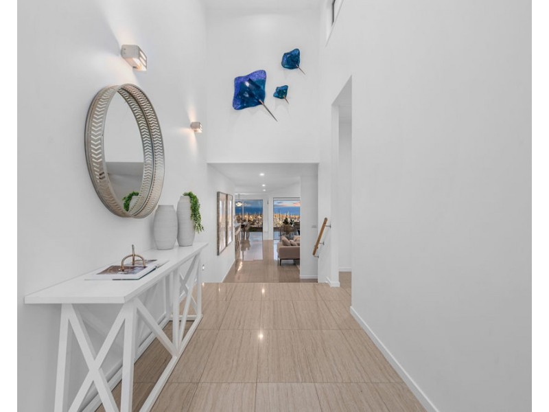 86 Oceana Terrace, Manly QLD 4179