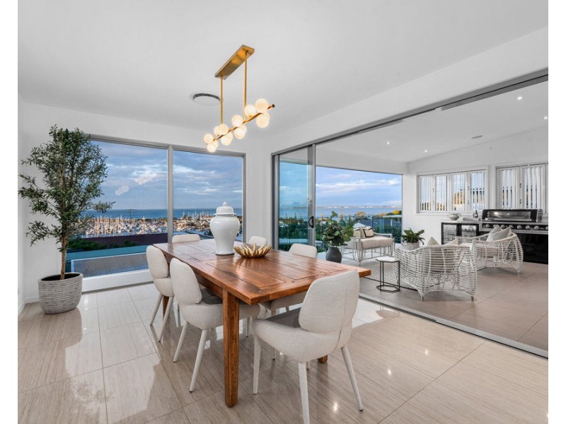 86 Oceana Terrace, Manly QLD 4179