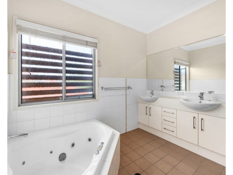 346 Tingal Road, Wynnum QLD 4178