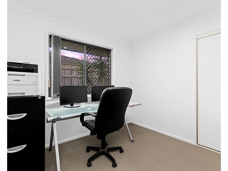 15 Luigina Close, Wakerley QLD 4154