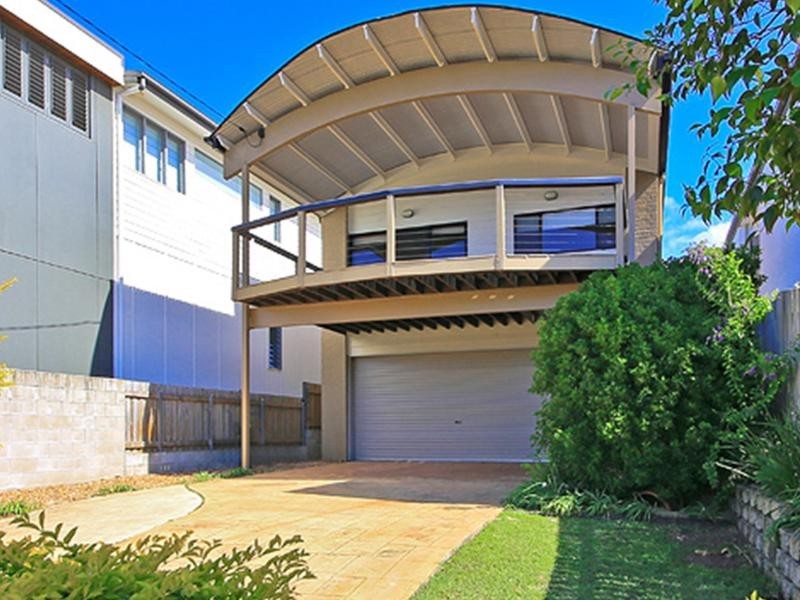 11 Kingsley Tce, Wynnum QLD 4178