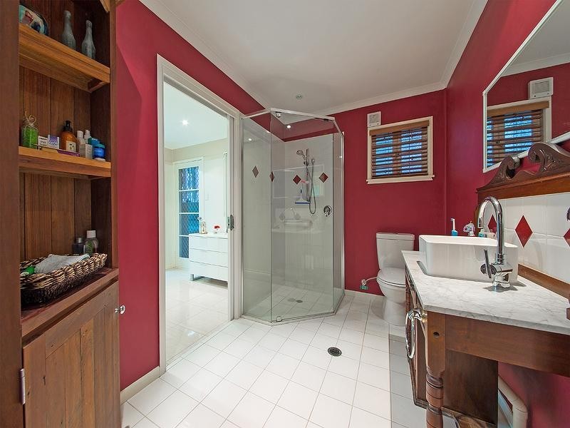 24 Muriel Ave, Manly West QLD 4179