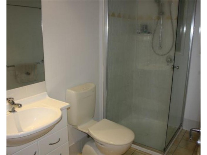 2/178 Stratton Tce, Manly QLD 4179