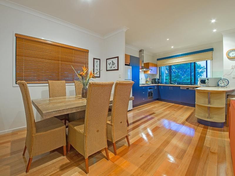 142 Melville Tce, Manly QLD 4179