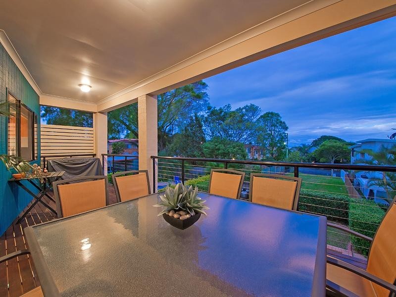 142 Melville Tce, Manly QLD 4179