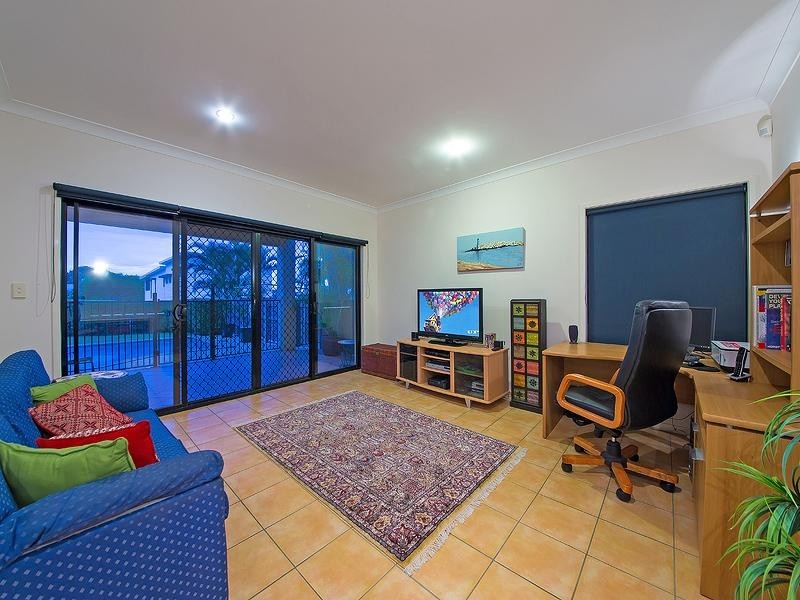 142 Melville Tce, Manly QLD 4179