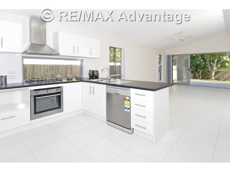 29 Daisy Rd, Manly West QLD 4179