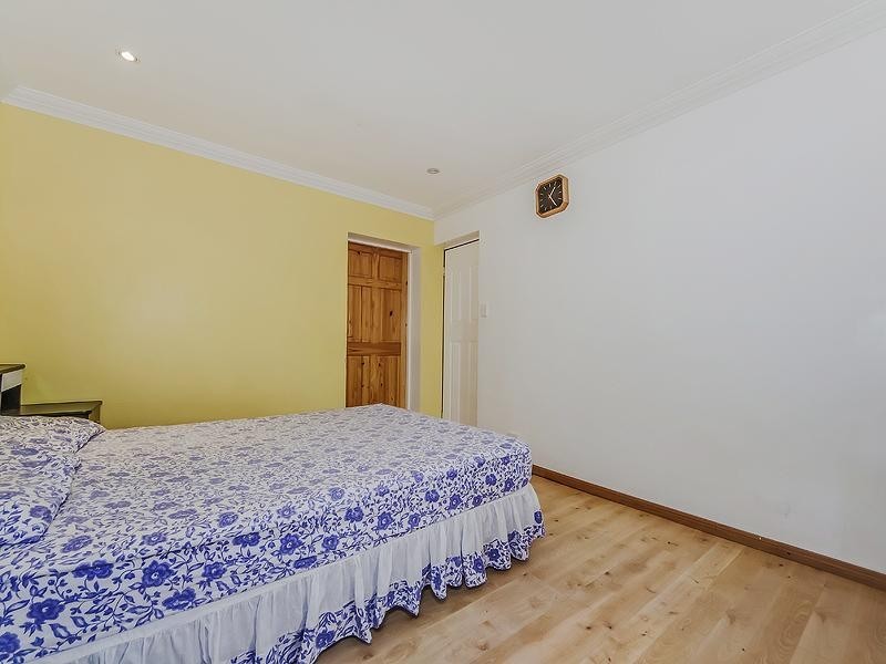 76 Glenora St, Wynnum QLD 4178