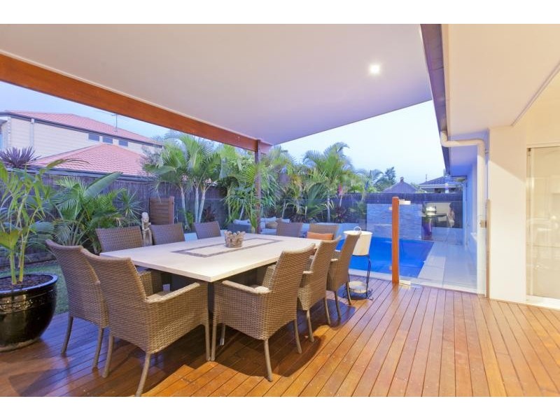 4 Brush Box Pl, Wakerley QLD 4154