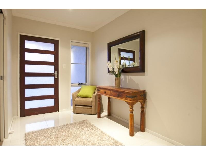 4 Brush Box Pl, Wakerley QLD 4154