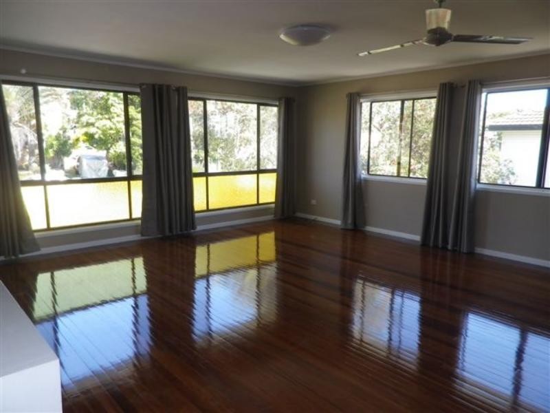 23 Stockyard St, Wynnum West QLD 4178