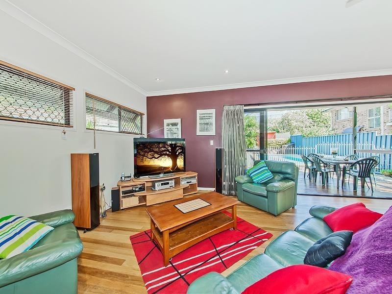 149 Melville Tce, Manly QLD 4179