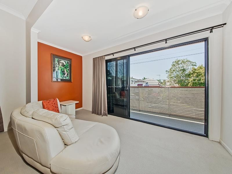 149 Melville Tce, Manly QLD 4179