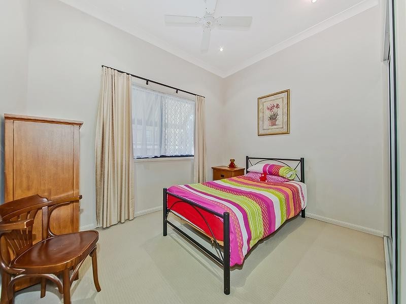 149 Melville Tce, Manly QLD 4179