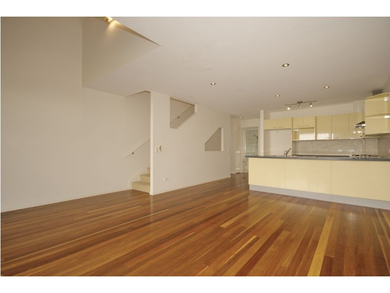 2/178 Stratton Terrace, Manly QLD 4179