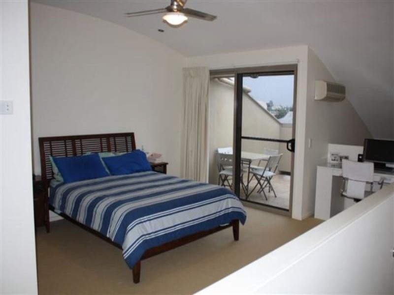2/178 Stratton Terrace, Manly QLD 4179