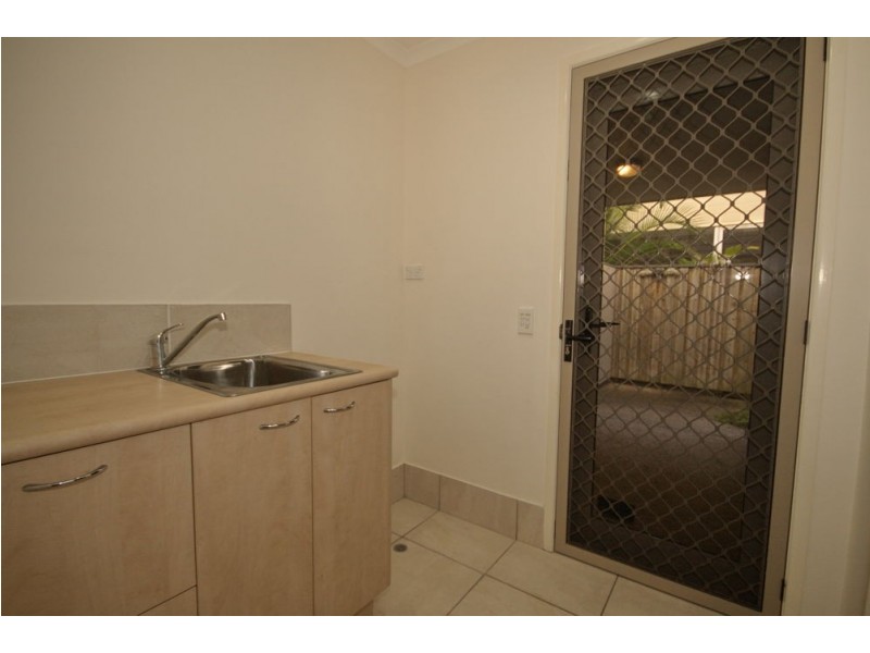 2/178 Stratton Terrace, Manly QLD 4179