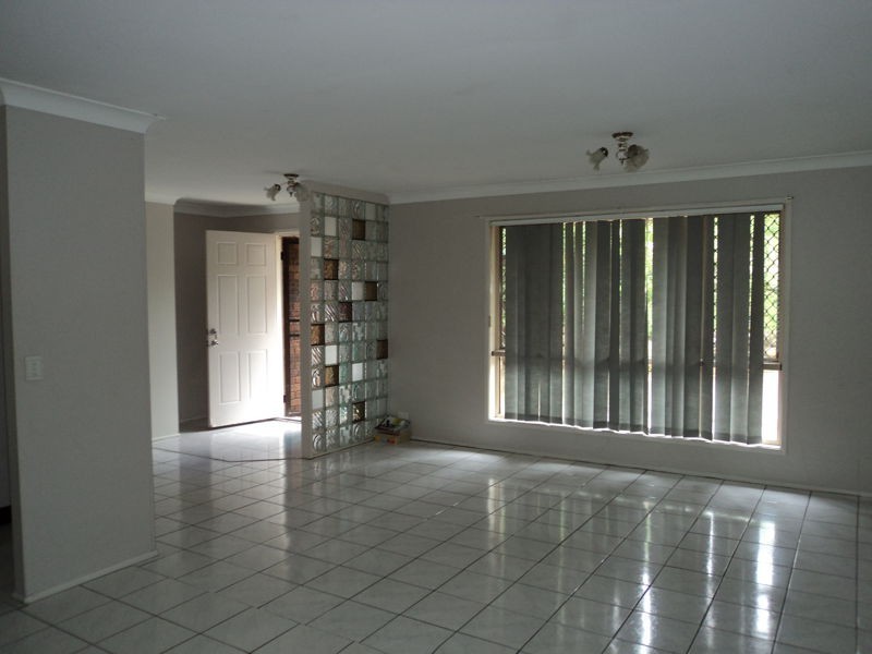 27 Constellation Way, Wynnum QLD 4178