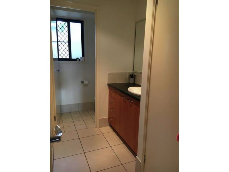 168 Hindes Street, Lota QLD 4179