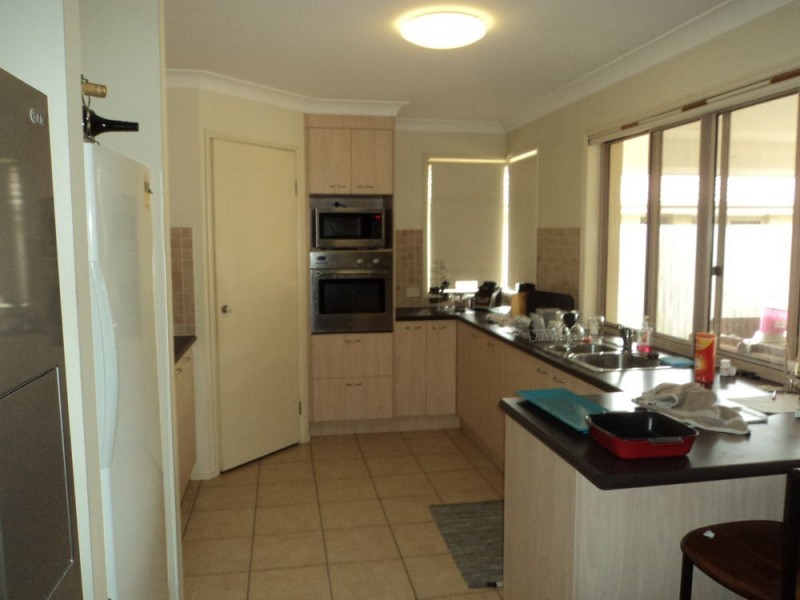 71 Gordon Street, Wakerley QLD 4154