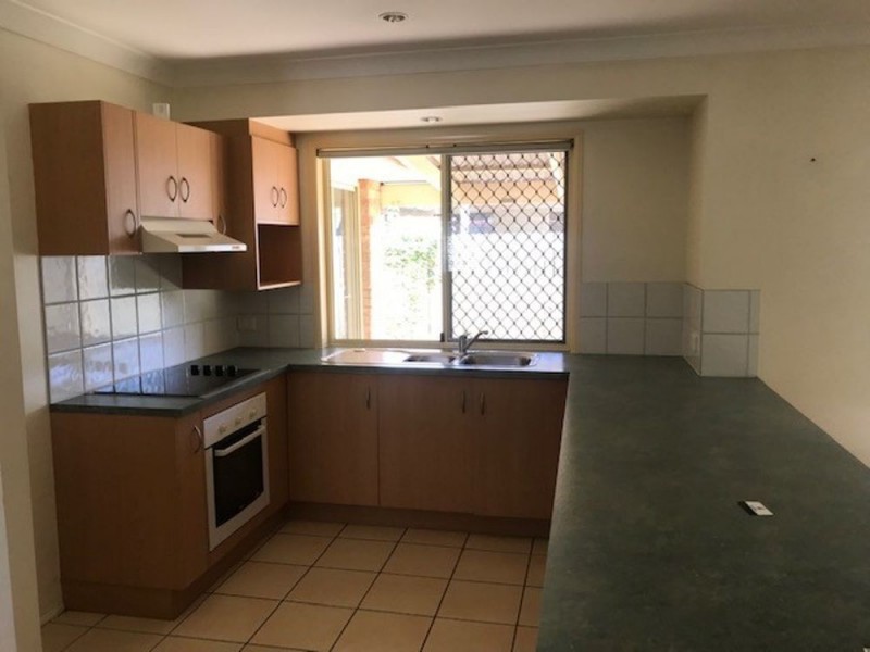 22 Poinciana Street, Wynnum West QLD 4178