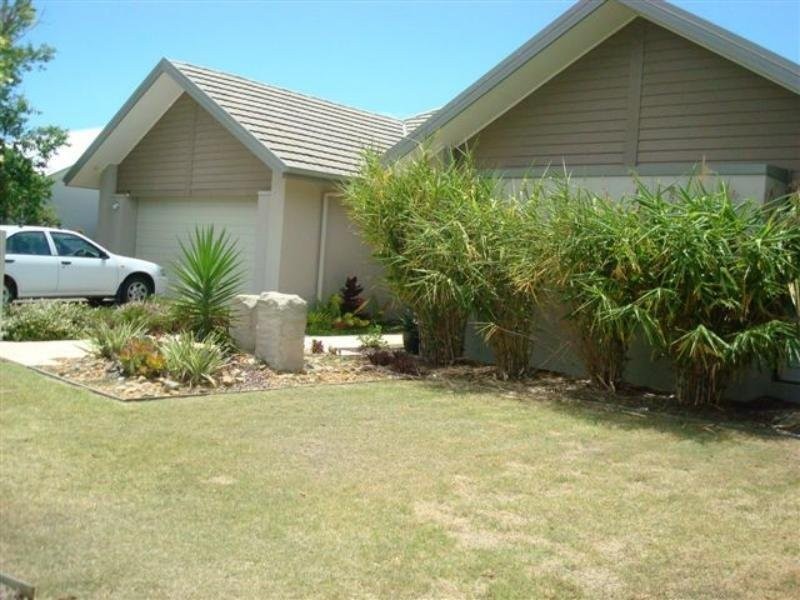 56 Mossvale Drive, Wakerley QLD 4154